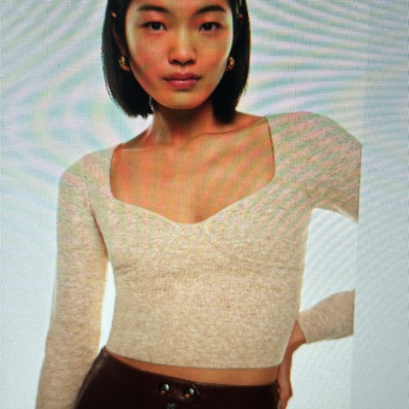 Greer sweater w/ sweetheart neckline - Picture 4 of 4